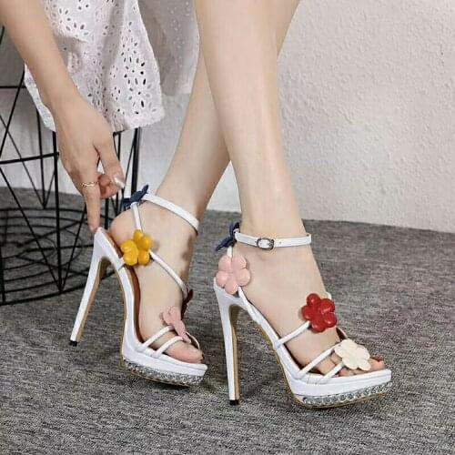 Sandals Women Summer New 2021 High Heels New Elegant All-match Handmade Flower High Large Size Designer Shoes Stripper Heels