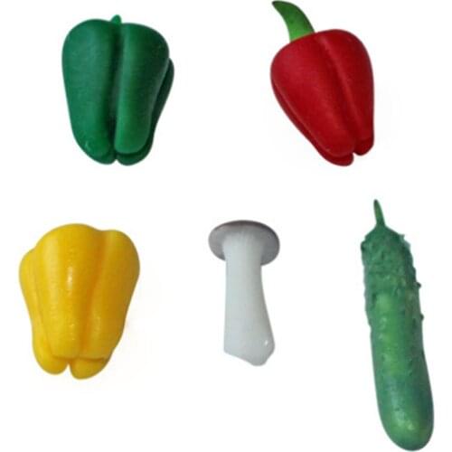 5Pieces/lot 1/6 Scale Dollhouse Vegetable Miniatures Doll Room Decoration