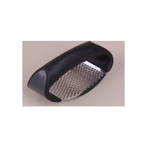 EminHome Luxury Plastic Stainless Steel Garlic Masher Kitchen Tableware Dinnerware 11 cm