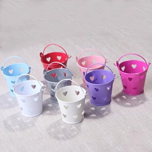8pcs/Set 8 Colors Beautiful Cute Hollow Sweet Heart Small Iron Bucket Wedding Candy Box Special Home Decoration Party Favor