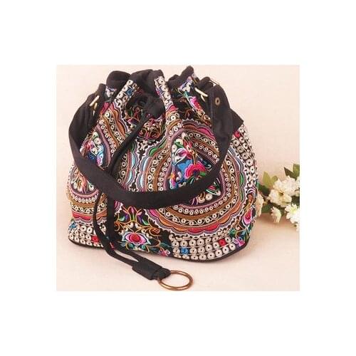 Fashion Embroidery Women Shopping Bags!Hot Floral embroidery Lady Shoulder&Crossbody bags National Canvas Bohemian Flap Handbags