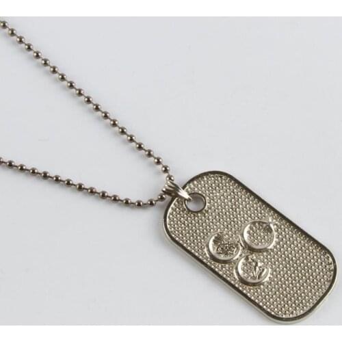 3 Crescent Imprint Figured Metal Male Necklace