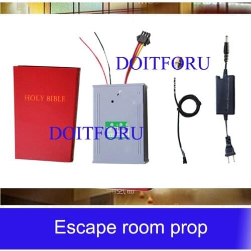 Secret room escape prop Game product props Metal magnetic touch IC card prayers Pray authority