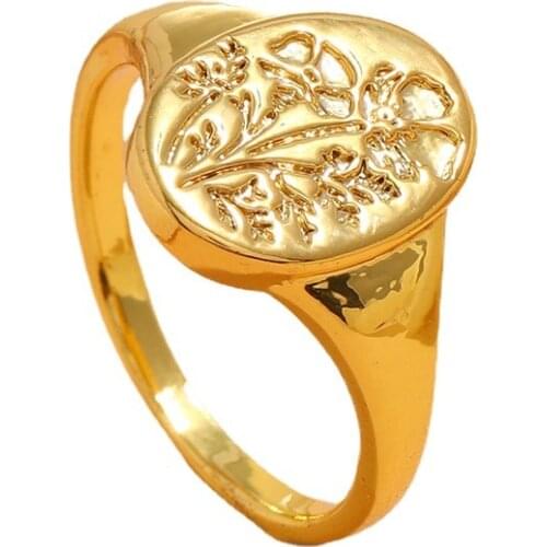 New Trendy Gold Color Metal Rings For Women Carved Flower Minimalist Retro Chunky Geometric Ring Female Vintage Party Jewelry