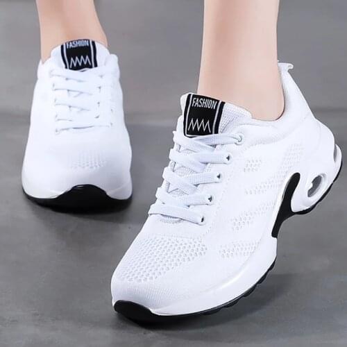 Fashion Women Lightweight Sneakers Running Shoes Outdoor Sports Shoes Breathable Mesh Comfort Running Shoes Air Cushion Lace Up