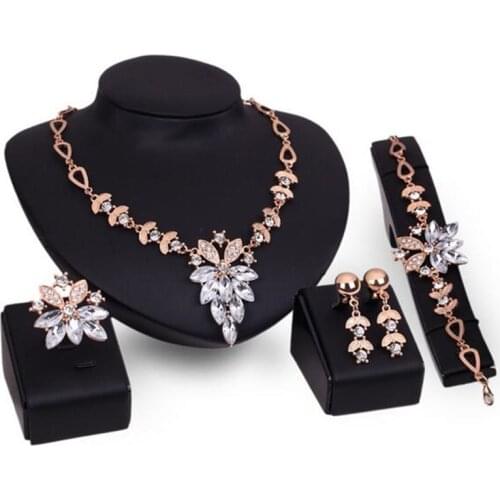 Hot African female costume Jewelry set for women Gold color White Red Golde-color Necklace earrings set wedding