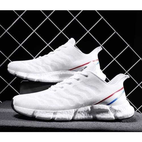 2021 Summer Autumn New Ultralight Men Casual Shoes Tennis ShoesComfortable Designer Slip On Walking Male Running Sneakers 39-44