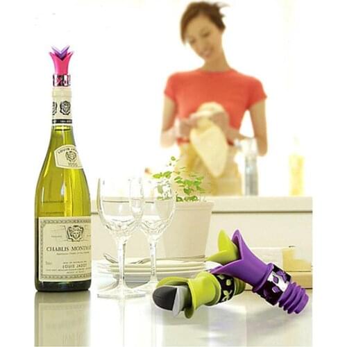 2016 new 50pcs/lot Creative Lily Wine Bottle Stoppers Silicone Approved Food Grade Durable Wine pourer Bar Tools Colors