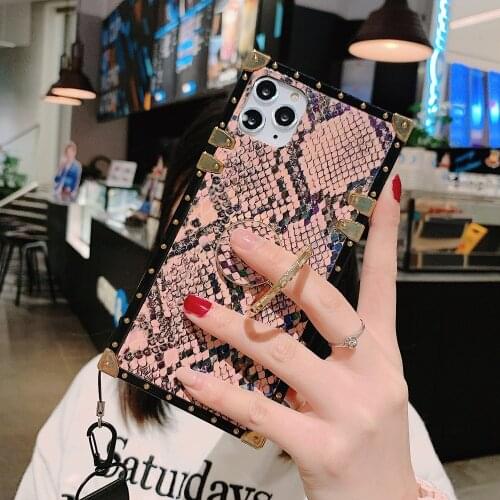 Luxury Snake Pattern Phone Case for Samsung M10 A30 A50 A70 M20 A40s A10s A20s M30s M21 A60 M40 A10e A20e Cover with Ring Holder