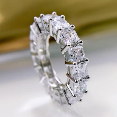 2021 New 925 Silver Emerald Pagoda Cut Full Circle Diamond Row Ring 4mm Created Moissanite Ring For Women Fine Jewelry Gift