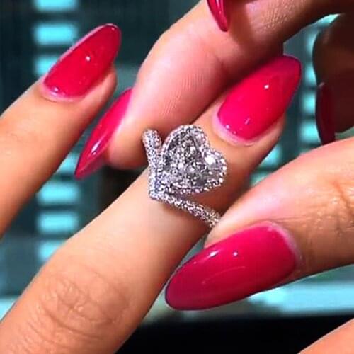 Huitan Romantic AAA Heart Cubic Zirconia Women Rings Fancy Design Statement Female Accessories for Wedding Engagement Jewelry