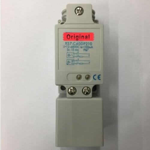 XS7C40DP210 Inductive Switch Sensor New High-Quality NOT original