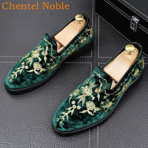 2020 Newest Chentel Noble Flock Men Unique Embroidery Casual Shoes Party Shoes Men Flats Bottom Three Style Black Green