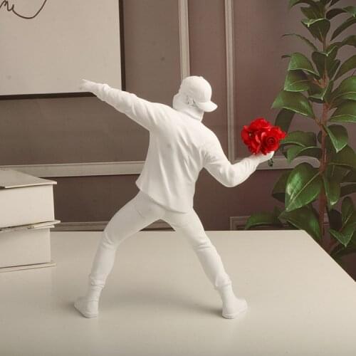 Resin Statues Sculptures Banksy Flower Thrower Statue Bomber Home Decoration Accessories Modern Ornaments Figurine Collectible