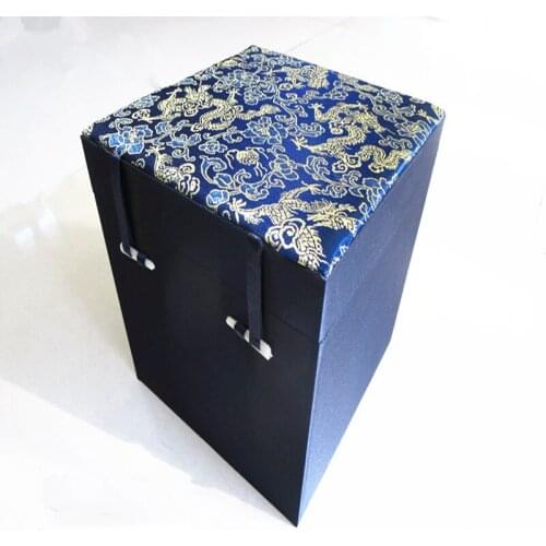 Multi size Cube Cotton Filled Chinese Wooden Storage Boxes for Crafts Gift Stone Collection Case Decoration Silk Brocade Packing