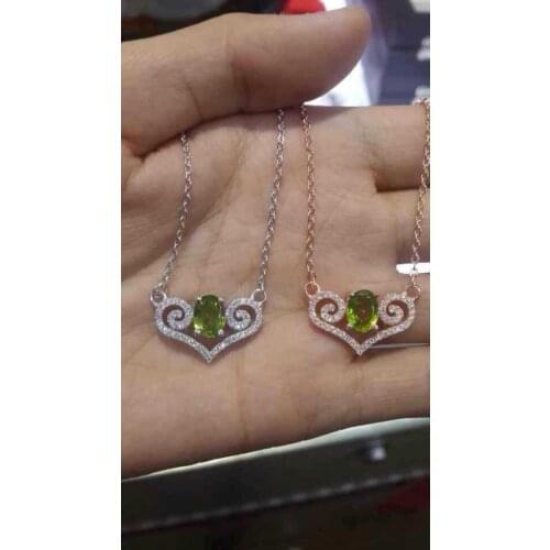 Natural green peridot stone Necklace natural gemstone Pendant Necklace women Ladies Fashion classic simple square Jewelry