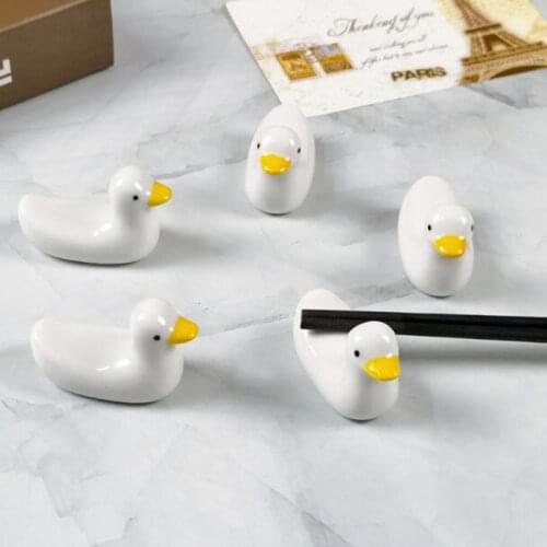 5pcs/set Porcelain Spoon Fork Holder Kitchen Tableware Decoration Chopstick Rack Japanese Style Cute Duck Chopsticks Support