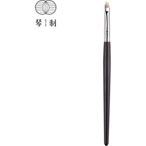 QINZHI Professional Handmade Make Up Brush G078 Small Angled Eyebrow Brush Resilient Badger Hair Makeup Brushes