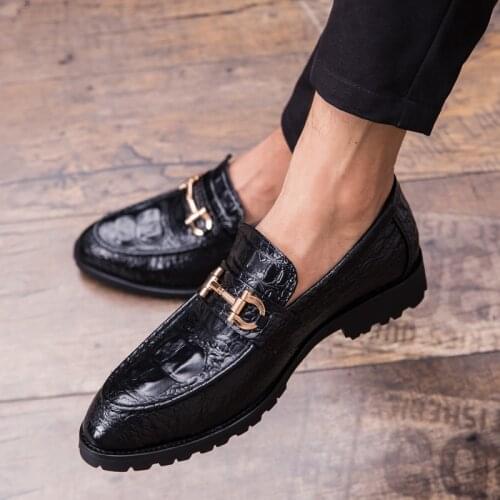 Mens Casual Shoes slip on Fashion business dress Soft Moccasins Loafers men Leather shoes for men Gommino Zapatos Chaussure