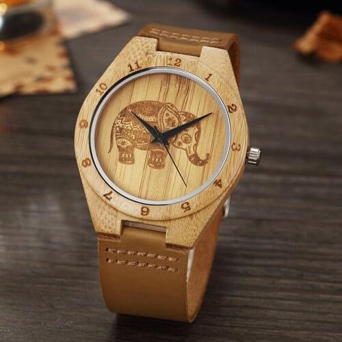 Gorben Herren-Armbanduhr mit Gravur Dog aus Holz mit Lederband, Naturholz, handgefertigt, leicht, Quarzuhr
