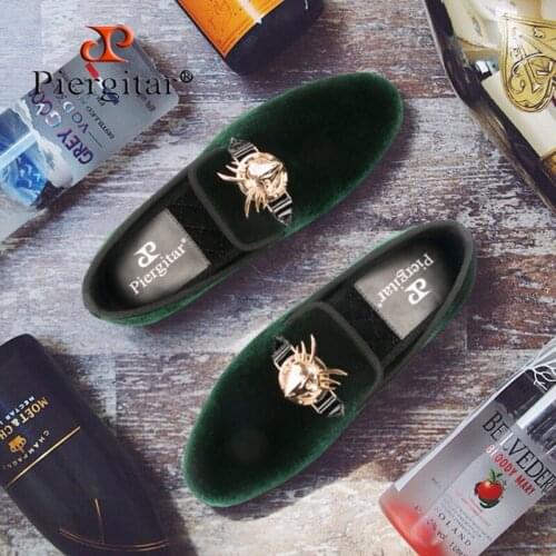 Piergitar 2019 New Men Green Velvet Shoes With Elegant Antelope Buckle Party and Wedding Men Loafers Big Size Mens Dress Shoes