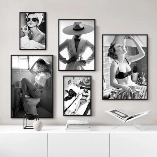 Sexy Beauty Poster Black White Nude Woman Canvas Painting Fashion Girl Wall Pictures for Living Room Modern Home Decor Art Print