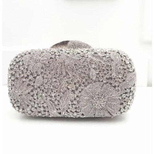 Women Silver Crystal Evening Bags Clutches For Wedding Dress Bridal Party Prom Hollow Out Diamond Handbags Bolso de Noche Boda