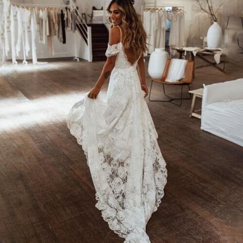 BeryLove White Backless Mermaid Wedding Dress Lace Applique Sweetheart Off the Shoulder Bridal Dress Long Bohemian vestido novia