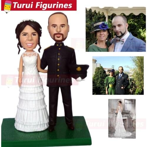 Clay pottery figurine for lovers couple dolls sculpture custom bobblehead figure from wedding photos chinese clay figurines doll