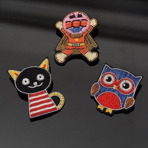 Hand-Embroidered Indian Silk Cartoon Badge Brooch High-End Female Anti-Glare Buckle Neckline Pin Clothes Bag Accessories