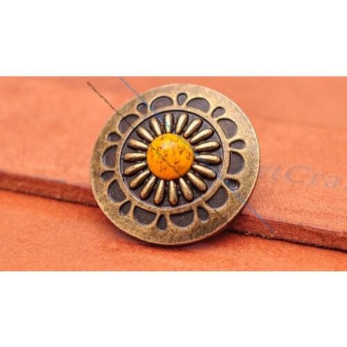10X 30mm Retro Brass Daisy Floral Yellow Turquoise Conchos for Leathercraft Western Cowboy Luggage Bag Accessories Wallet Decor