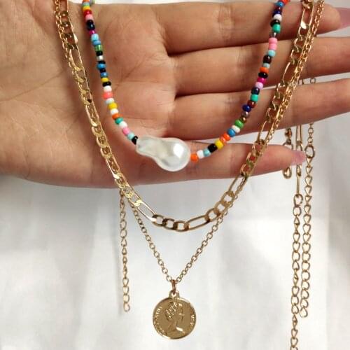 Vintage Irregular Pearl Beaded Necklace Women Colorful Acrylic Bead Strand Gold Portrait Coin Pendant Multilayered Necklaces New