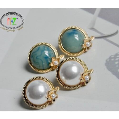 F.J4Z 2020 New Stud Earrings for Women Office Resin Faux Pearl Earring Studs Girls Gifts Jewelry Dropship