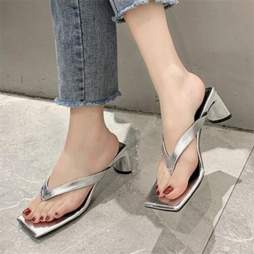 2020 New Women Slippers Slides Square Toe Med Heel Sandal Shoes Ladies Summer Outdoor Beach Flip Flops Slides Shoes