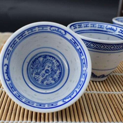 Vintage Porcelain Dragon Tea Cup Blue and White Jingdezhen Ceramic Sake Cups 80ml 150ml Tea Cup Drinkware Tea Bowls