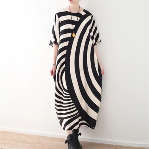 2018 New Summer Vintage Dress Plus Size Black And White Strip Short Sleeves Loose Causal Maxi Dress New Boho Elbise Robe Femme