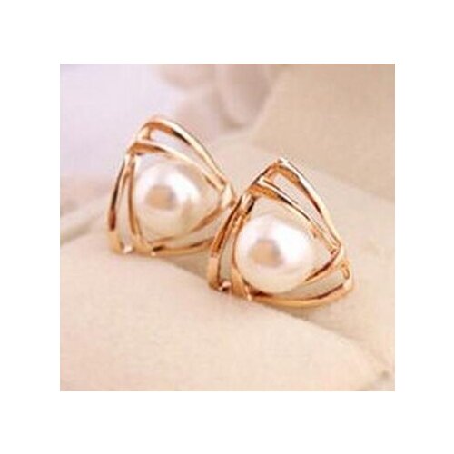 Korean Jewelry Sweet And Romantic And Lovely And Generous Temperament Imitation Pearl Earrings New Product Launch Big Discounts