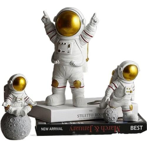 Astronaut Spaceman Creative Statue Car Decor Art Crafts Figurine Abstract Sculpture Home Office Desktop Decoration Ornament Gift