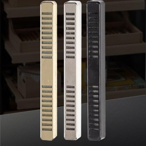 Cigar box moisturizing device, moisturizing film, sponge humidifier, moisture tablet, snow lengthened bar moisturizing device