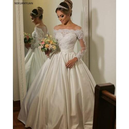 Hot Vestido De Noiva 2021 A Line Long Sleeve Lace Applique Button Back Robe De Soiree Gelinlik Abito Da Sposa Wedding Dress