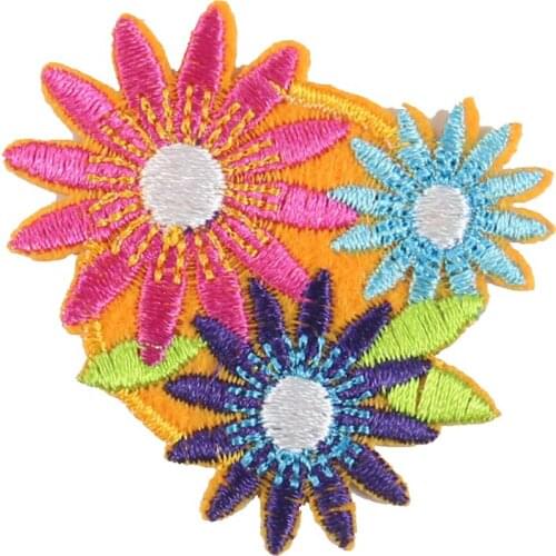 5PCS Colored Daisies Appliques Flowers Embroidery Patches Iron on Patch for Clothing Stiker Jeans Bag Clothes Accessories Badge
