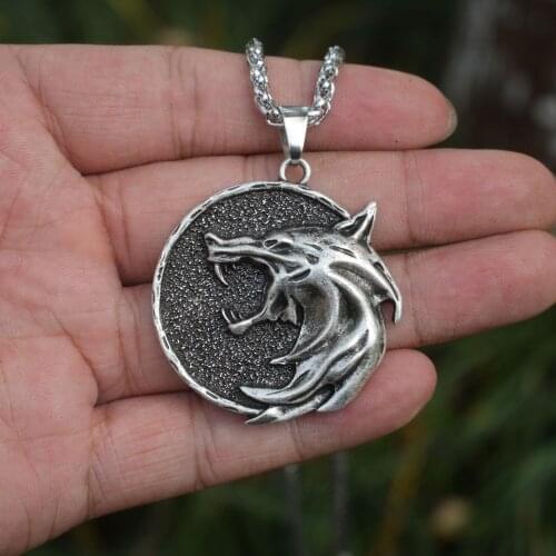 12pcs Vintage Mens Wolf Head Punk Fashion Necklace Pendant Animal Jewelry Gifts
