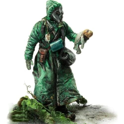 Resin Figure 1/35 ancient man stand Model Unassambled Unpainted Figure Building Kit