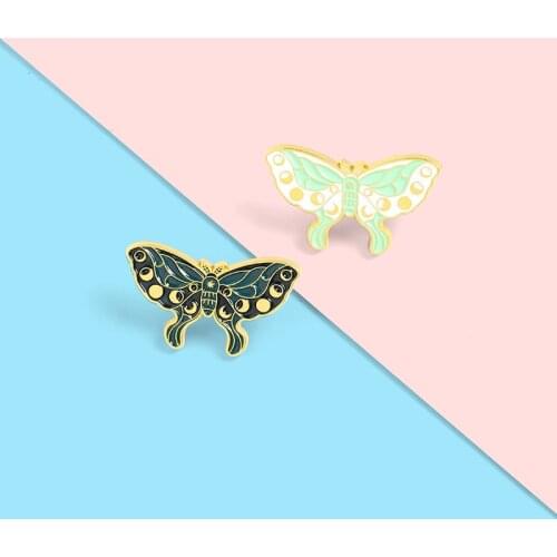Cartoon Sweet Animal Golden Butterfly Enamel Brooch Cute Couple Pins Alloy Badge Clothes Accessories Woman Jewelry Gift For Kid
