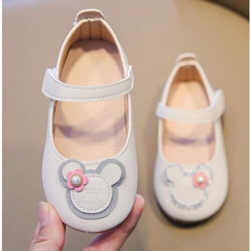 New Girls Diamond Princess Sandals Flat-heeled Dress Sandals for Primary School Students Girls Soft Cute Shoes