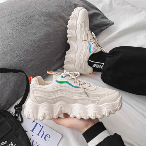 Mens Chunky Sneakers Thick Bottom Platform Mens Vulcanize Shoes Breathable Casual Running Shoes Fashion Mesh Men Footwear