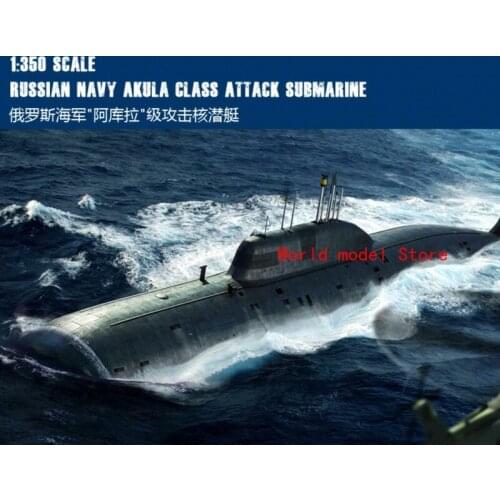HobbyBoss 83525 1/350 Russian Navy SSN Akula Class Attack Submarine