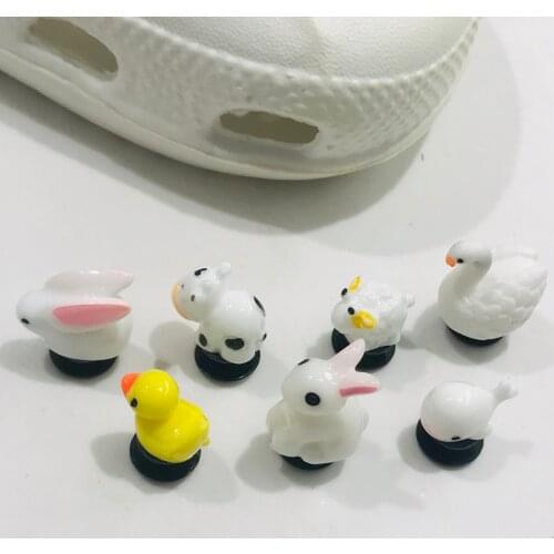 1Pcs Cartoon Animals Rabbit Duck Resin Shoe Charms 3D Shoe Accessories Buckle Diy Wristbands Backpack Shoes Party Gift Croc Jibz