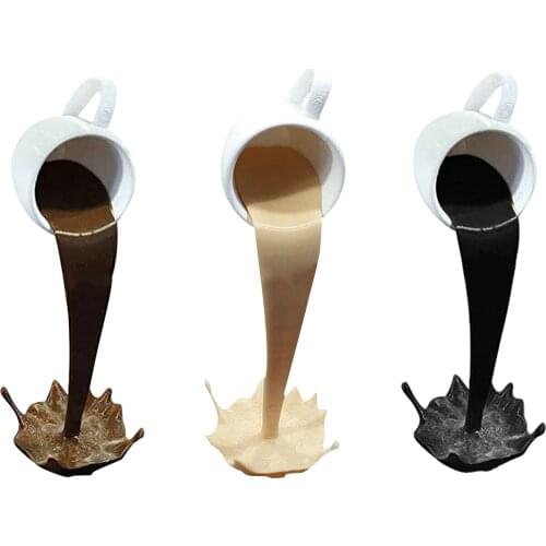 Floating Spilling Coffee Cup Sculpture Kitchen Spilling Magic Pouring Splash Floating Coffee Cup Creative Coffee Mug Decor