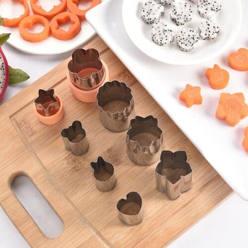 8Pcs/set Vegetable Fruit Cutter Mold Flowers Cartoon Shape Cutting Mold Fondant Cake Cookie Plunger Mold Biscuit Cooking Tools